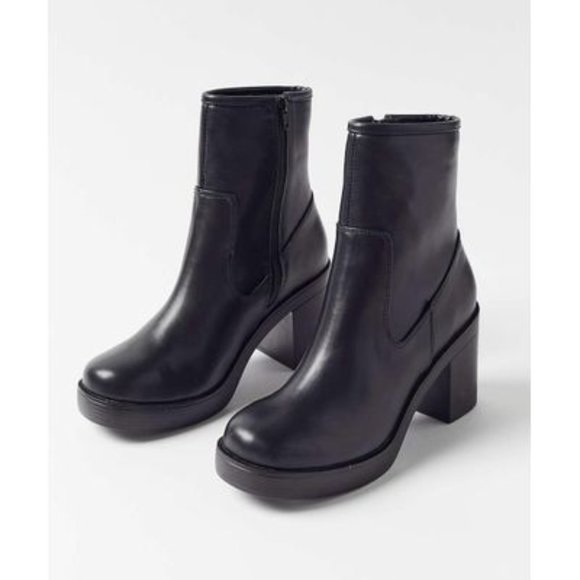 urban outfitters gwen platform boot size 10 - Picture 1 of 3